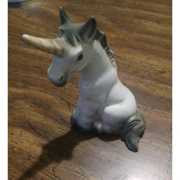 Goebel Other - Vintage Goebel Porcelain Sitting Unicorn Figurine West Germany 3300209 MINTY 4"
